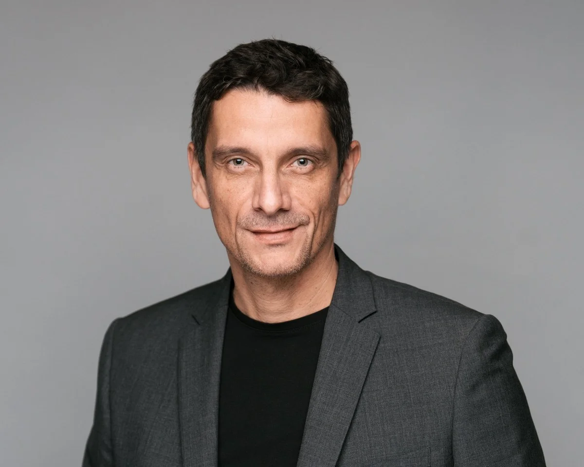 Robert Hell